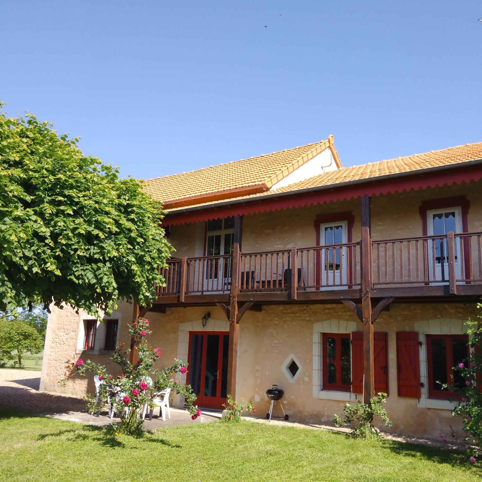Au Repos Des Elfes Сasa de vacaciones Braye-sous-Faye